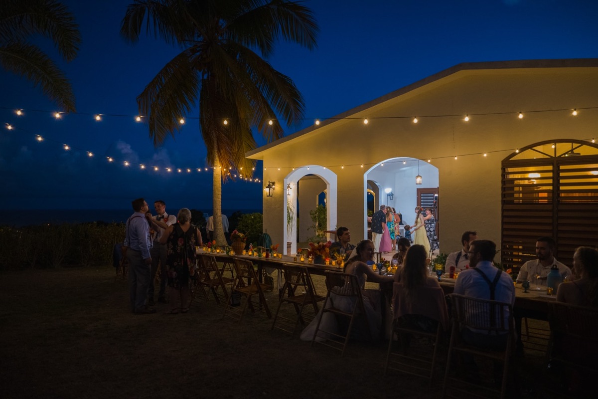 Long-table wedding dinner overlooking the sea at El Cerro Estate